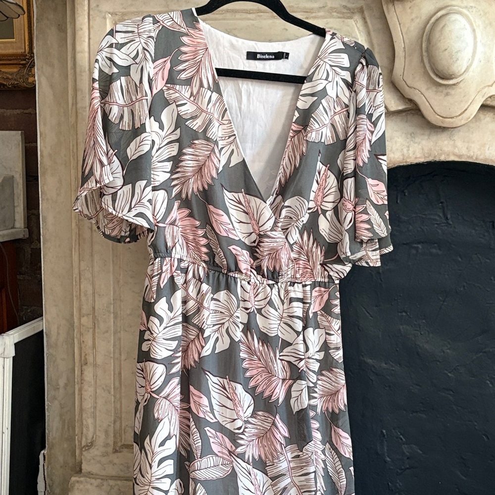 Floral Midi Dress with Pink and White Leaf Print